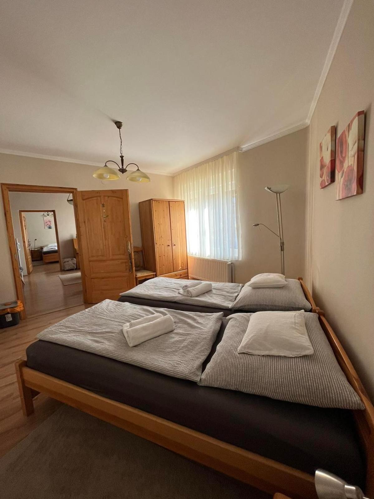 Eckhardt Vendeghaz Hotell Villány Exteriör bild