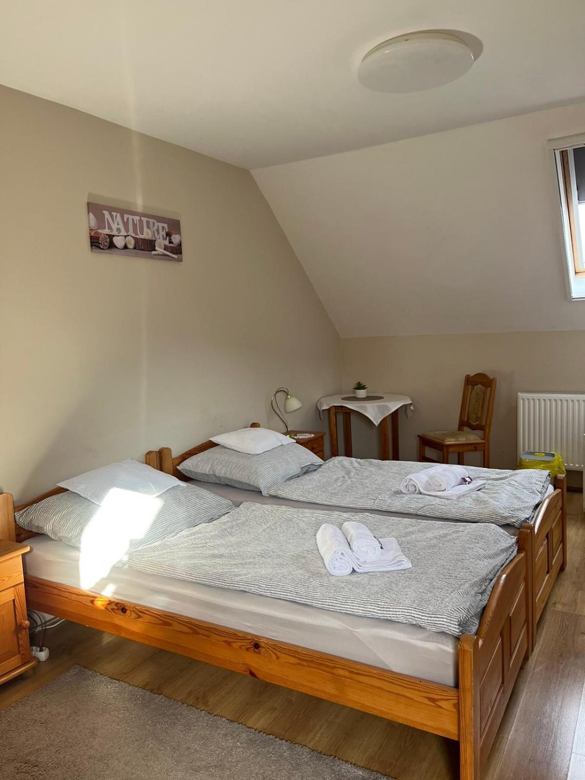 Eckhardt Vendeghaz Hotell Villány Exteriör bild